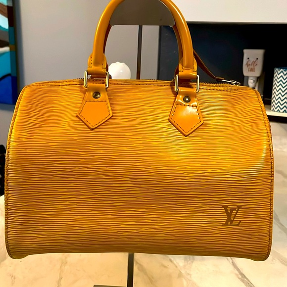 Louis Vuitton Yellow Epi Speedy 25 Hand Bag - Picture 1 of 16